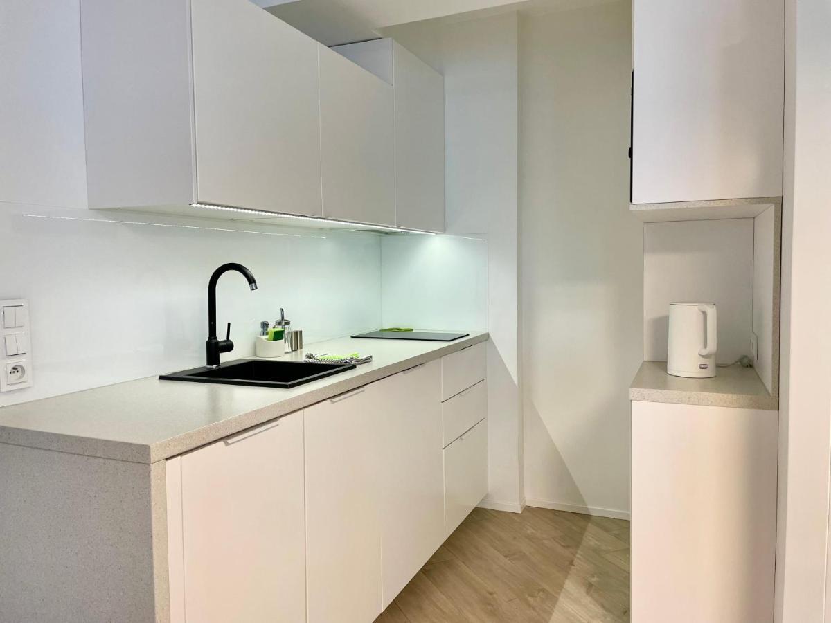 Apartamenty Towarowa Poznan Exterior photo